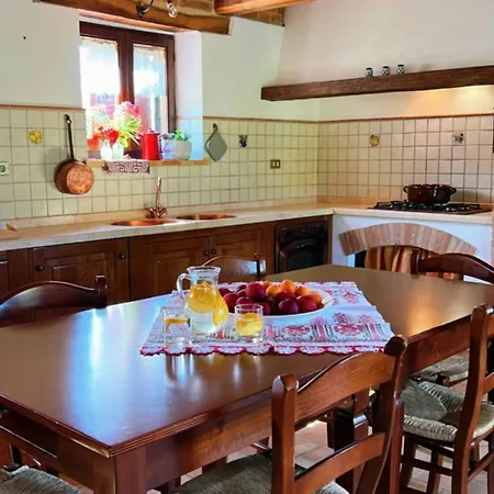 Historic With Pool In Marche Hills Dom wakacyjny Sant'Angelo in Pontano