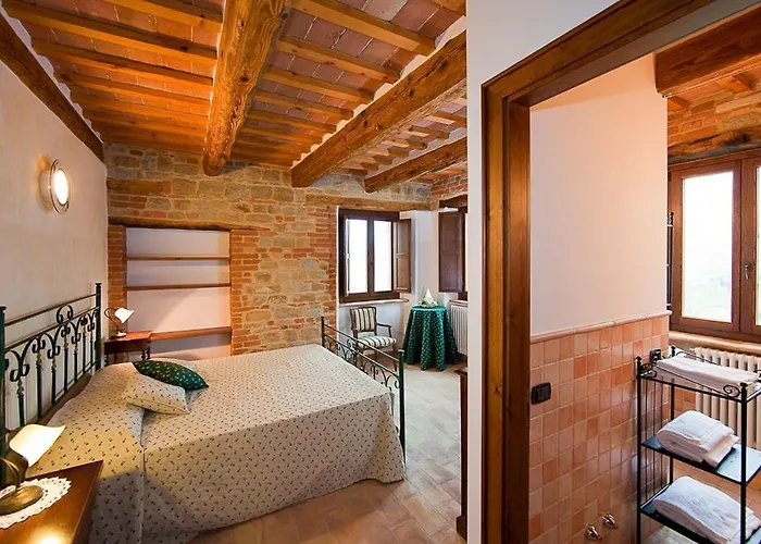 Historic With Pool In Marche Hills